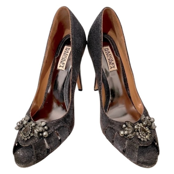 New BADGLEY MISHKA embellished peep toe heels - Picture 2 of 8